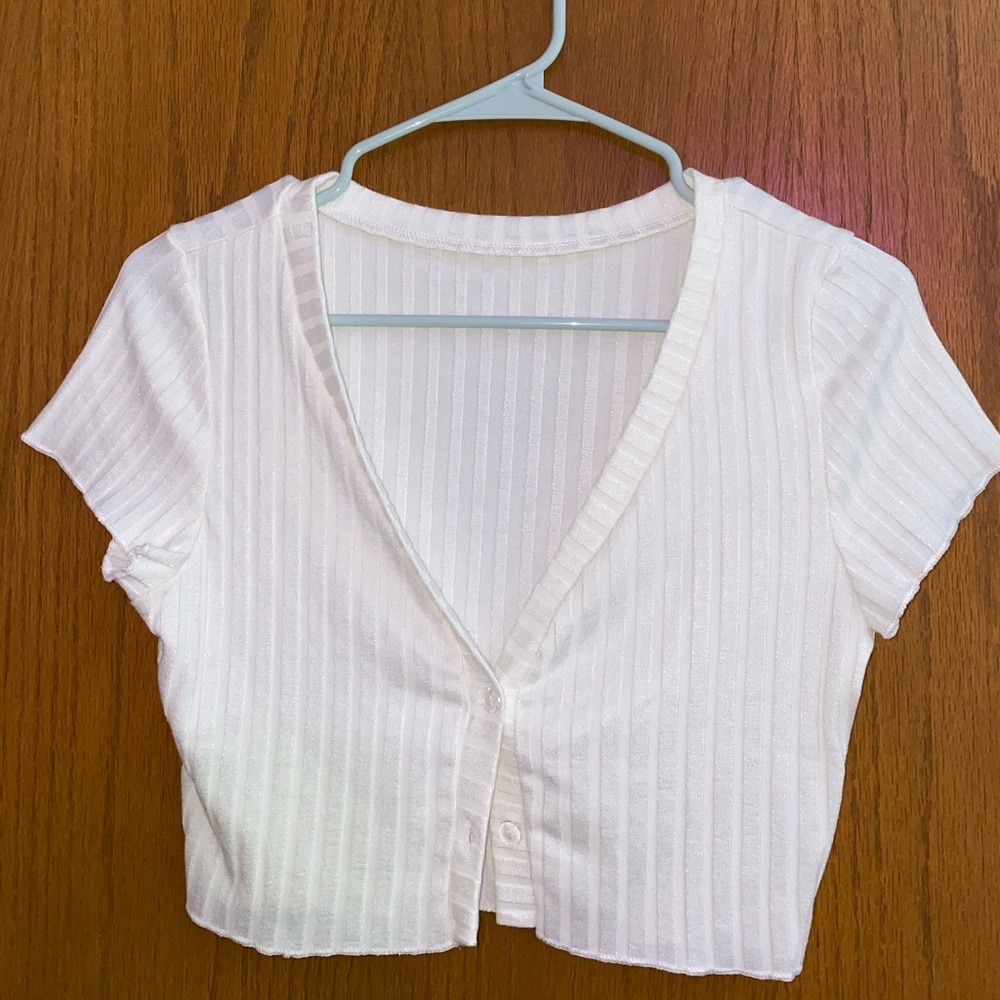 Cropped white button up tee